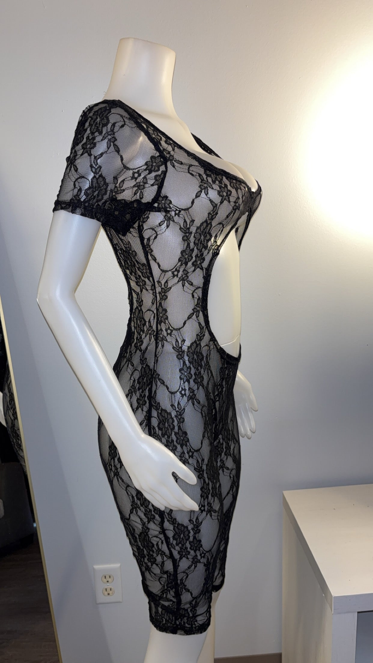 Capri Lace Romper in Black