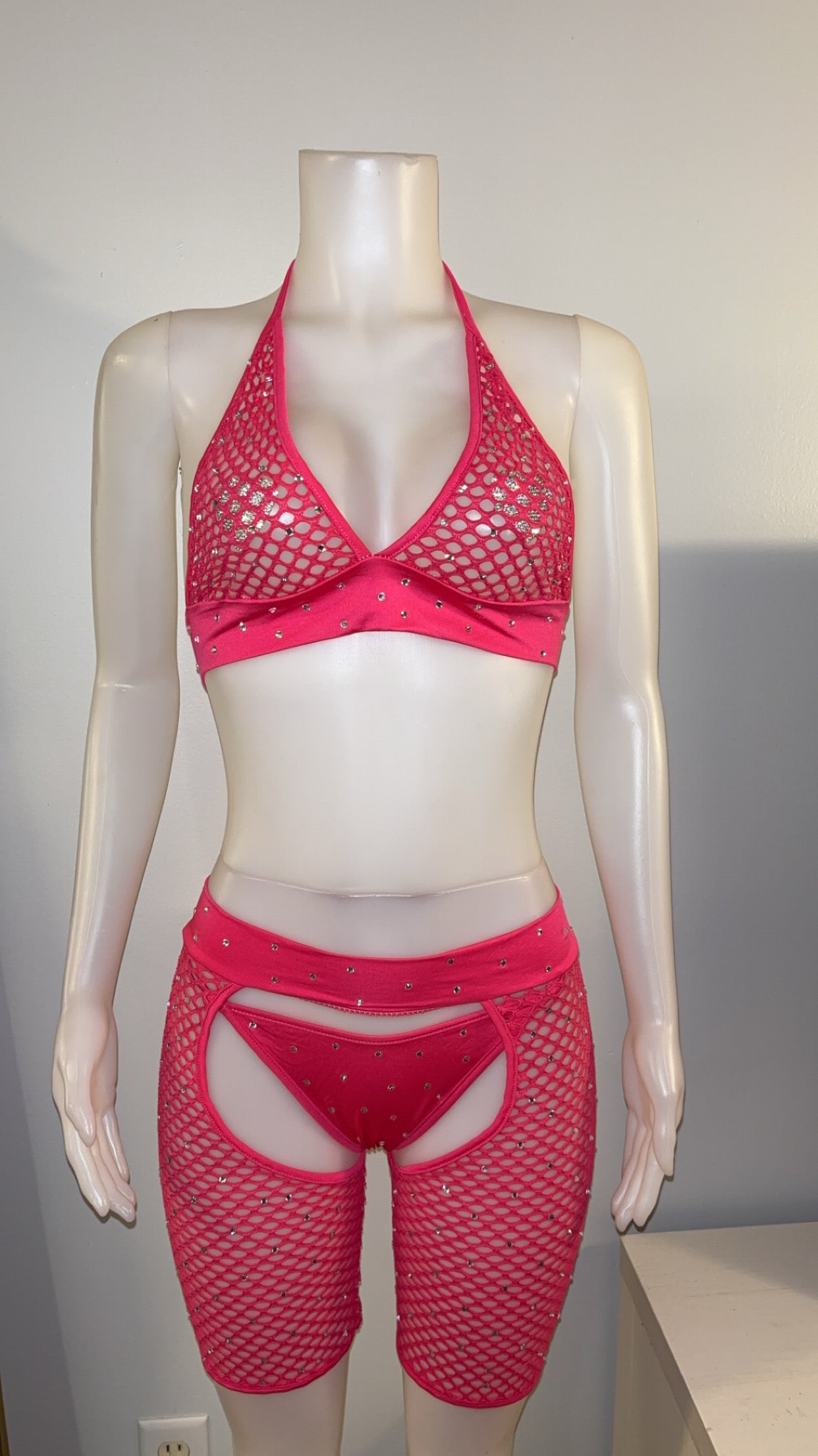 Wynter Set in HotPink