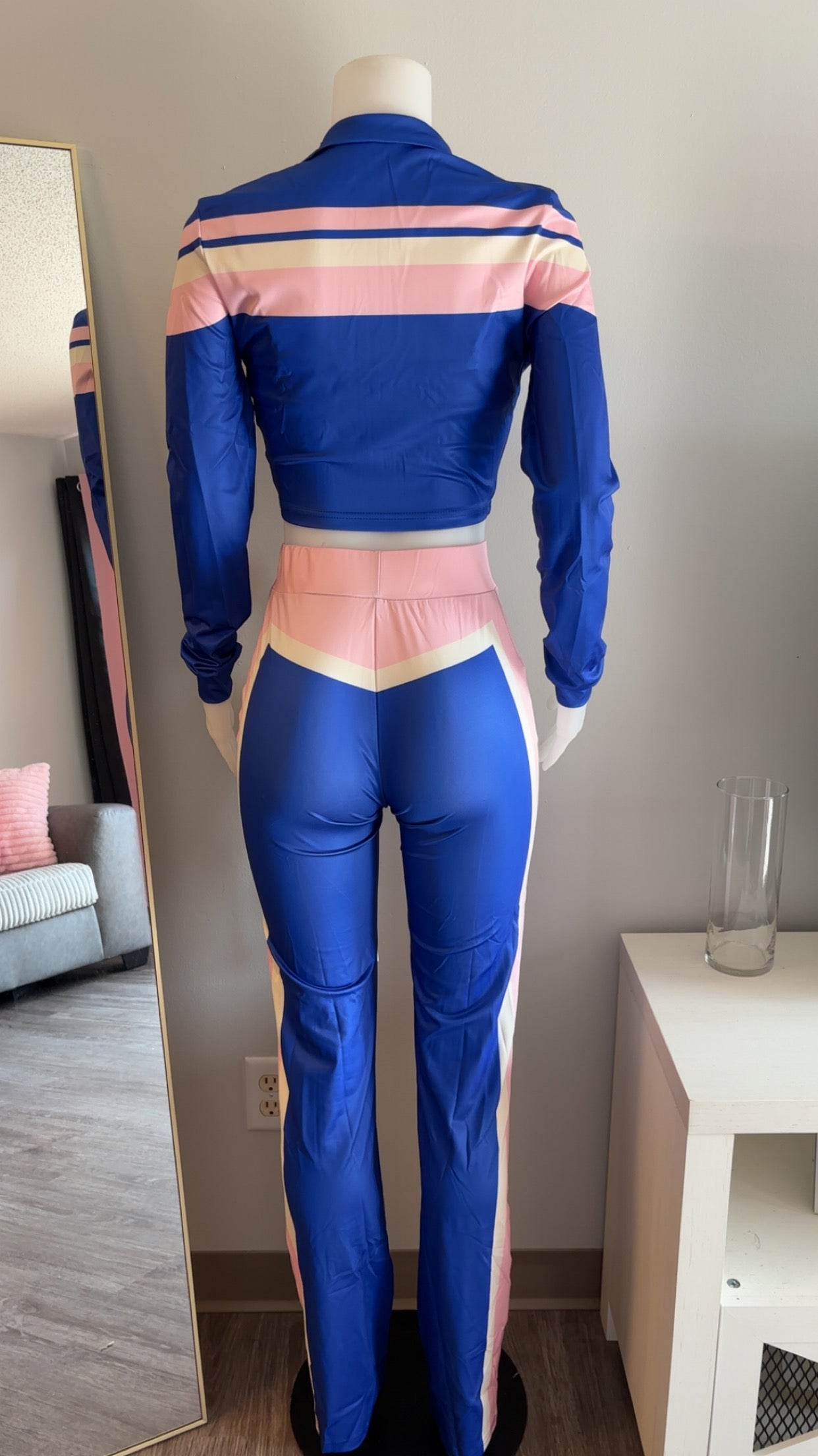 Track ⭐️ Set in Blue