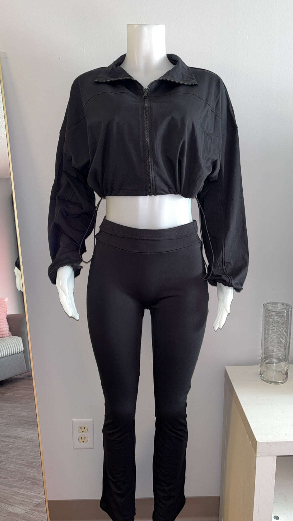 Alexandria Set in Black