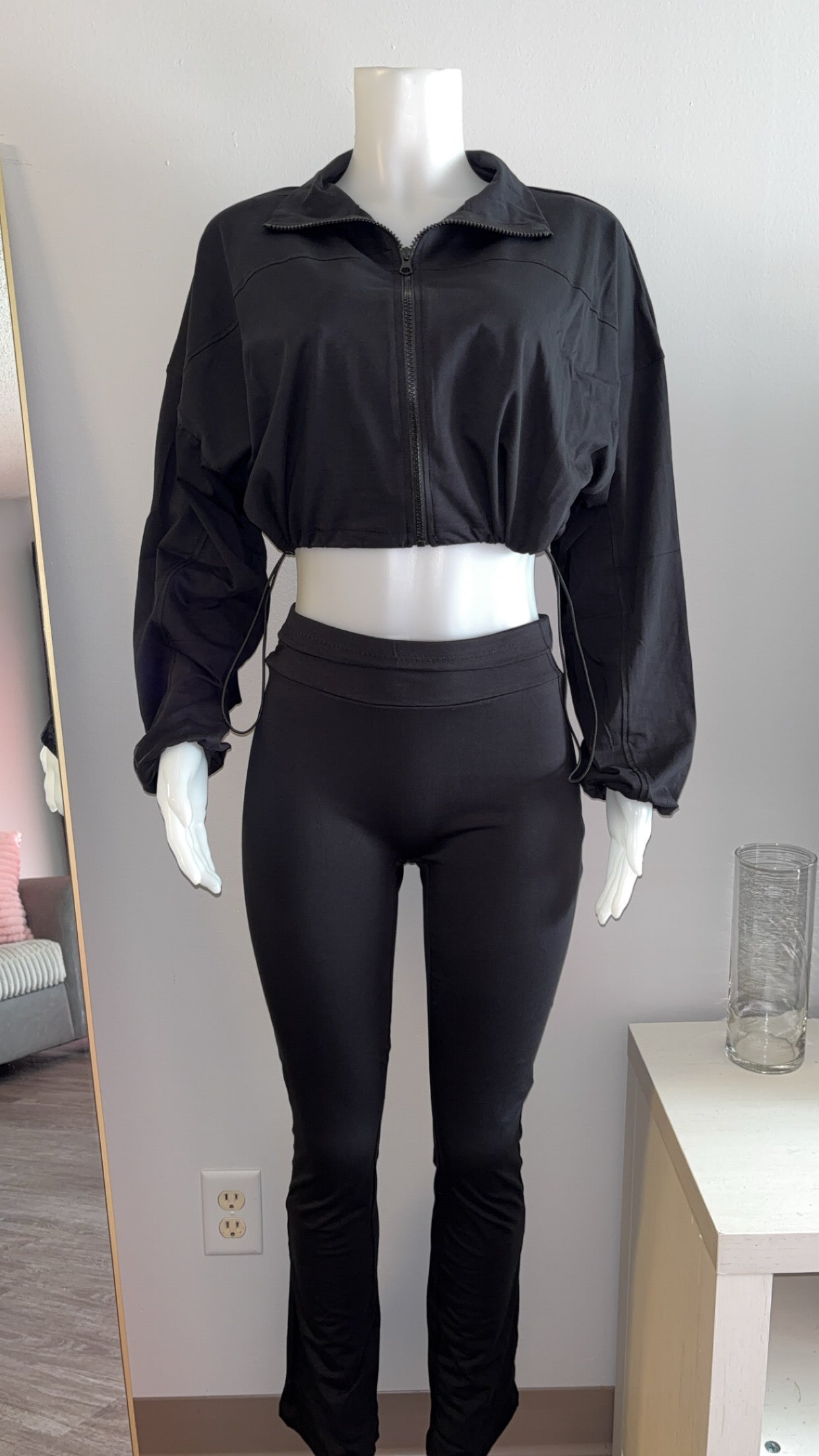 Alexandria Set in Black