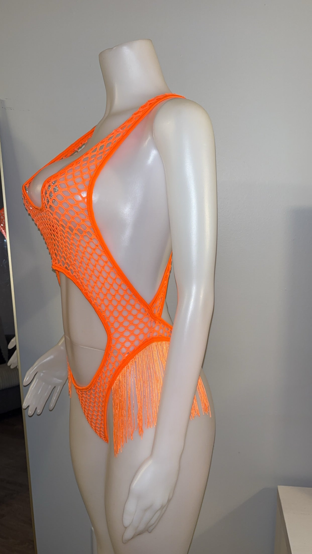Attention Grabber OnePiece in Orange