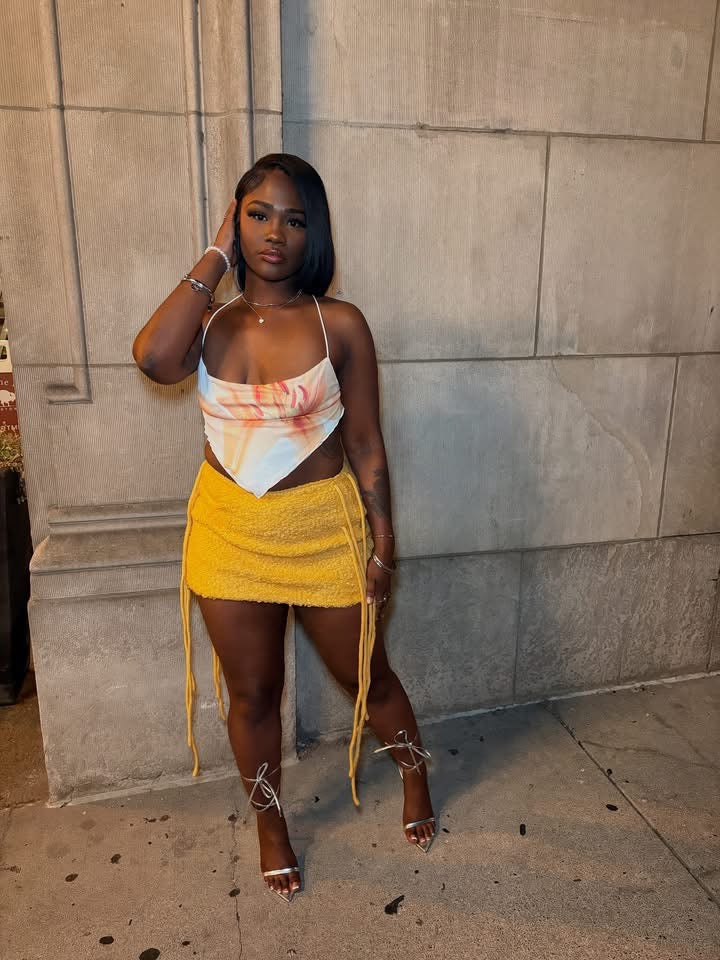 Daze Skirt in Yellow