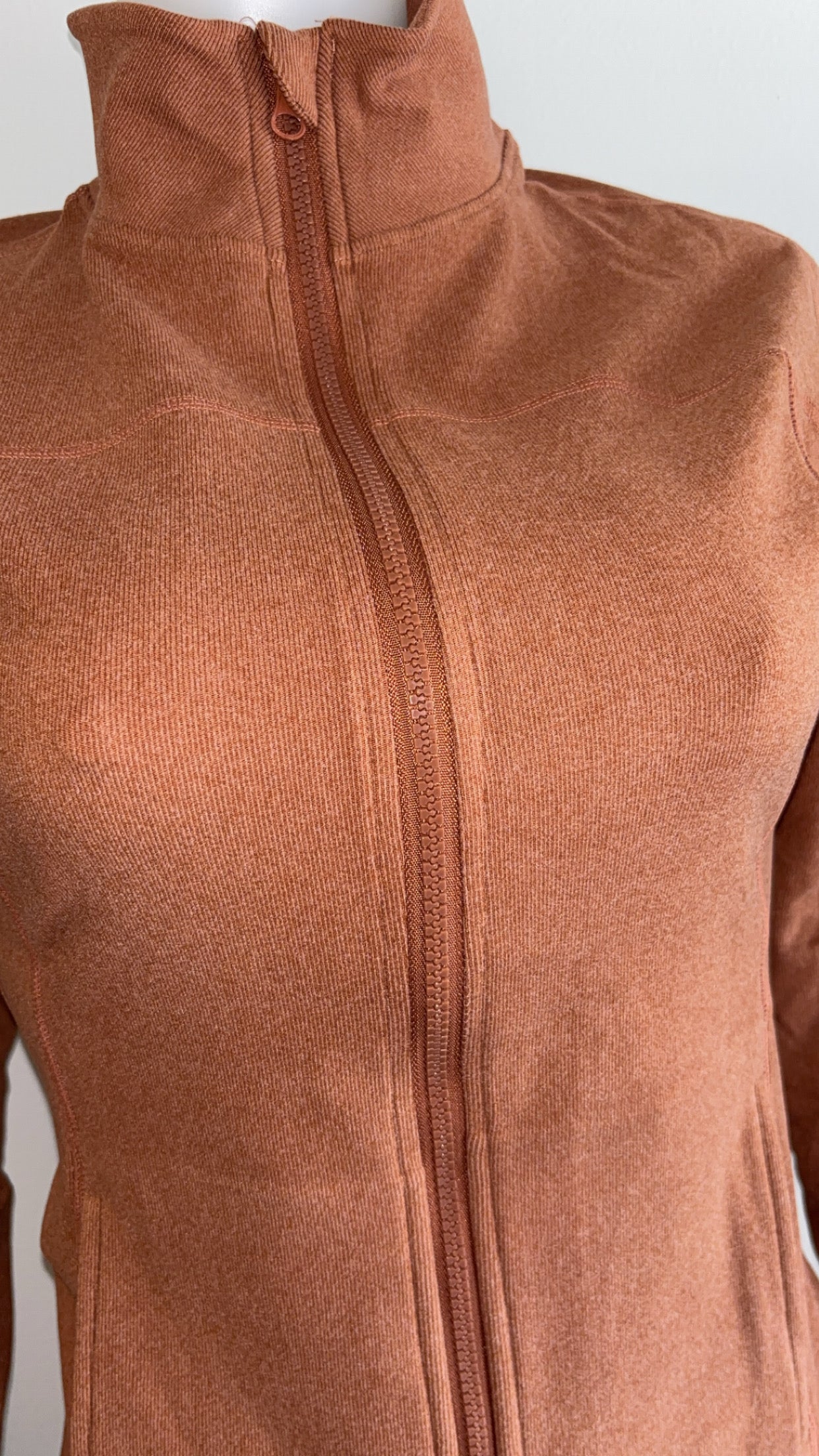 Dej Fleece Set in Brown