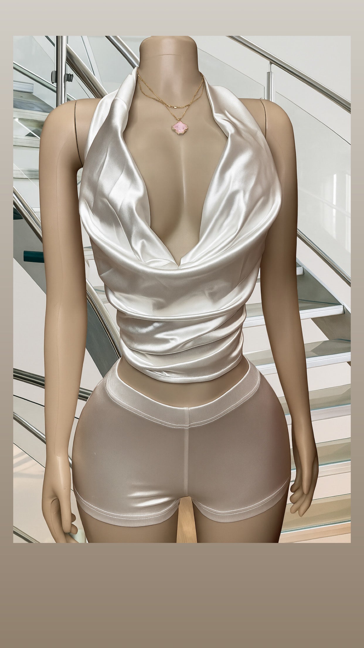 Silk Secrets Set in White