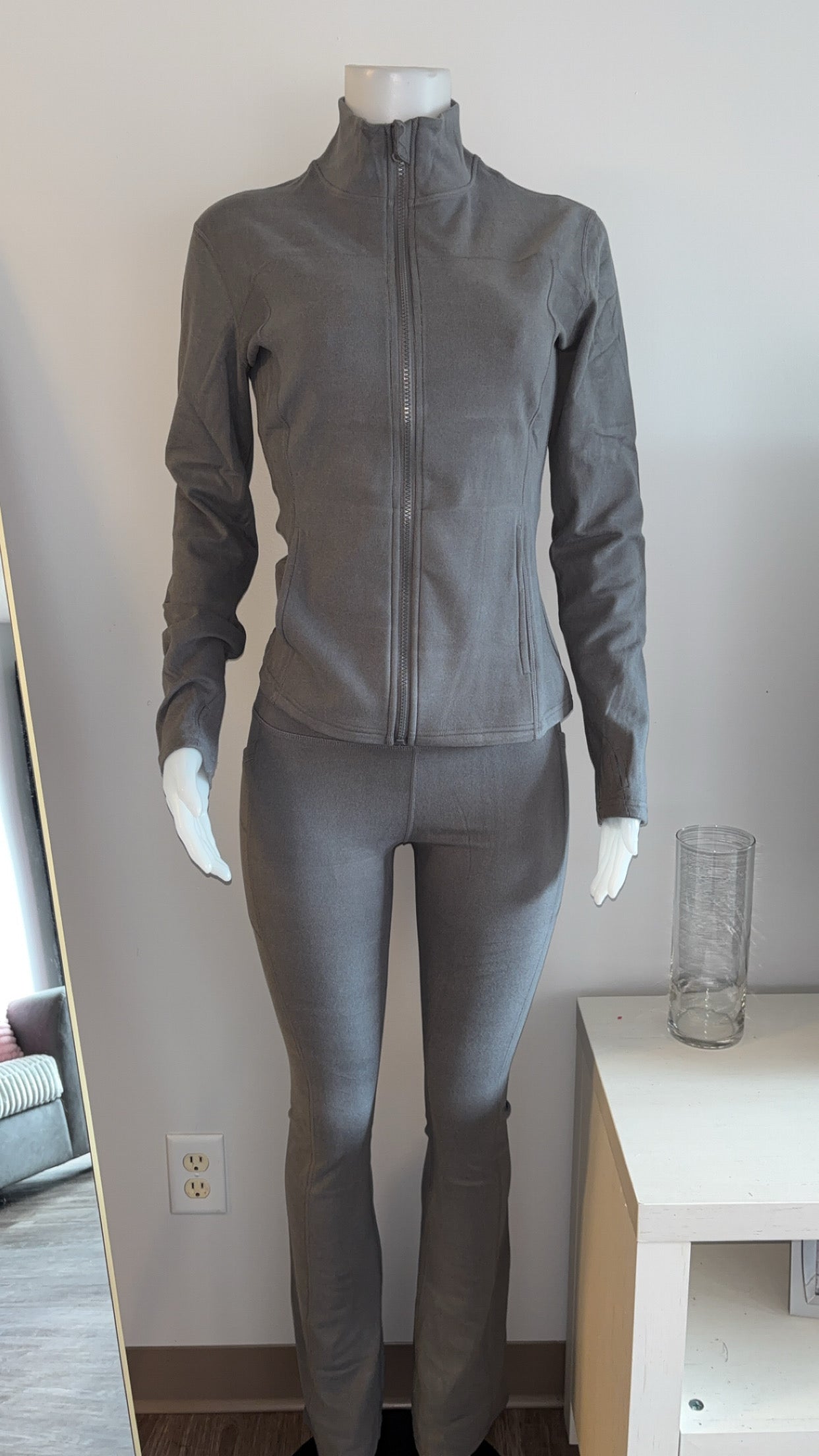 Dej Fleece Set in Grey