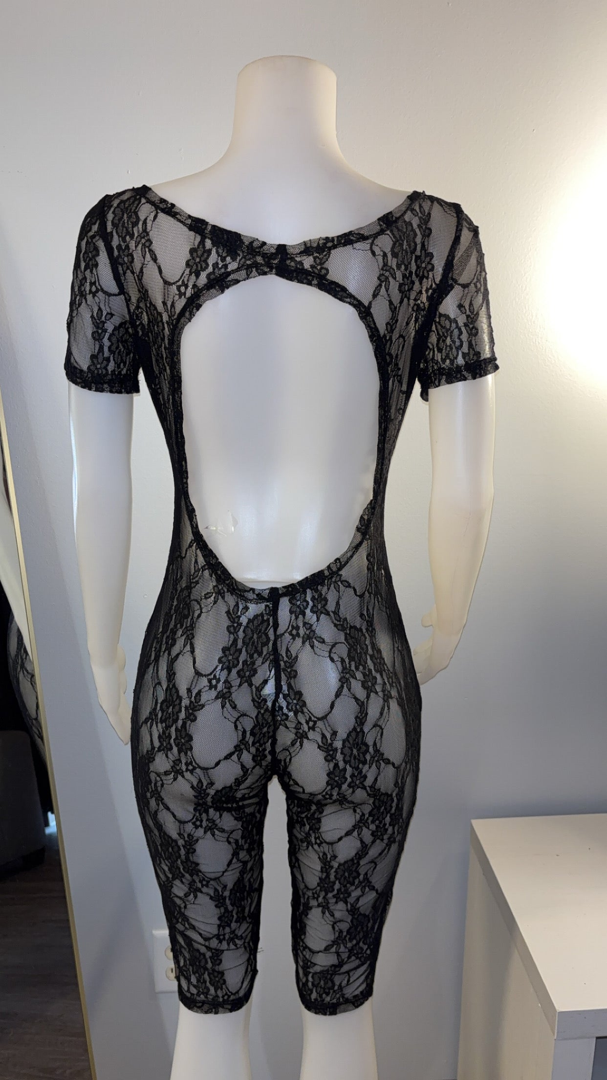 Capri Lace Romper in Black