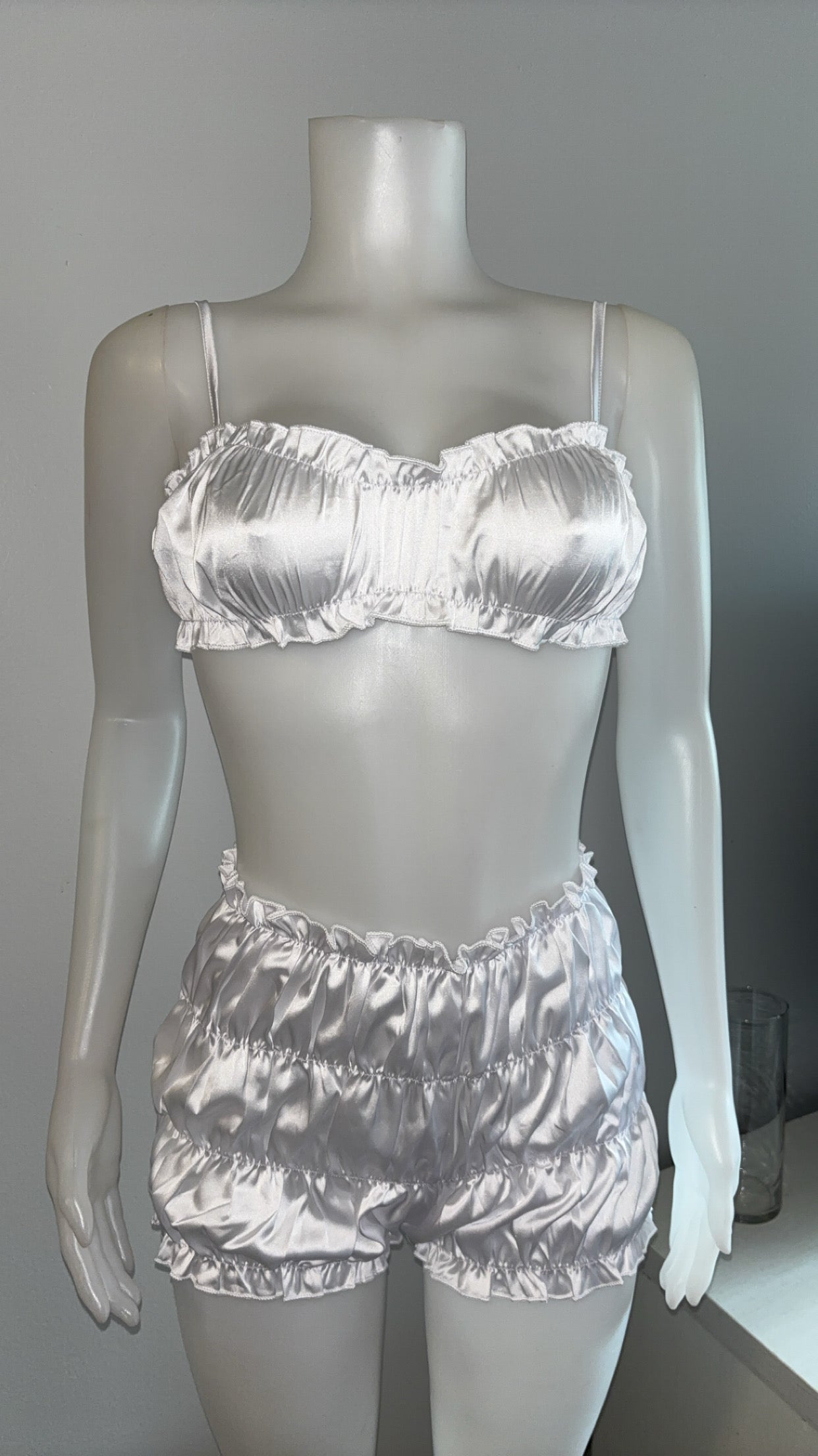 Silky Obsession in White