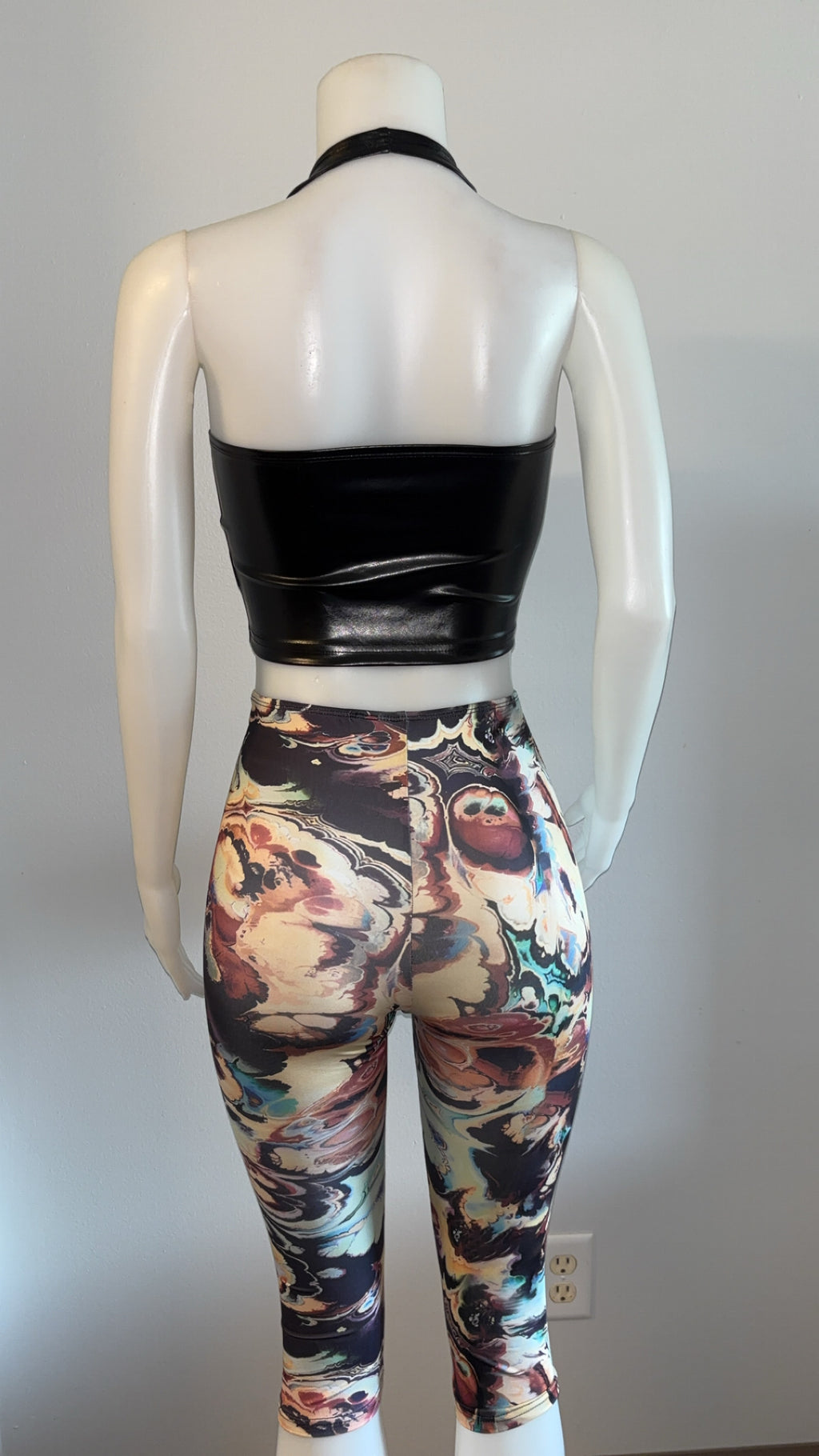 Galaxy Capri Set