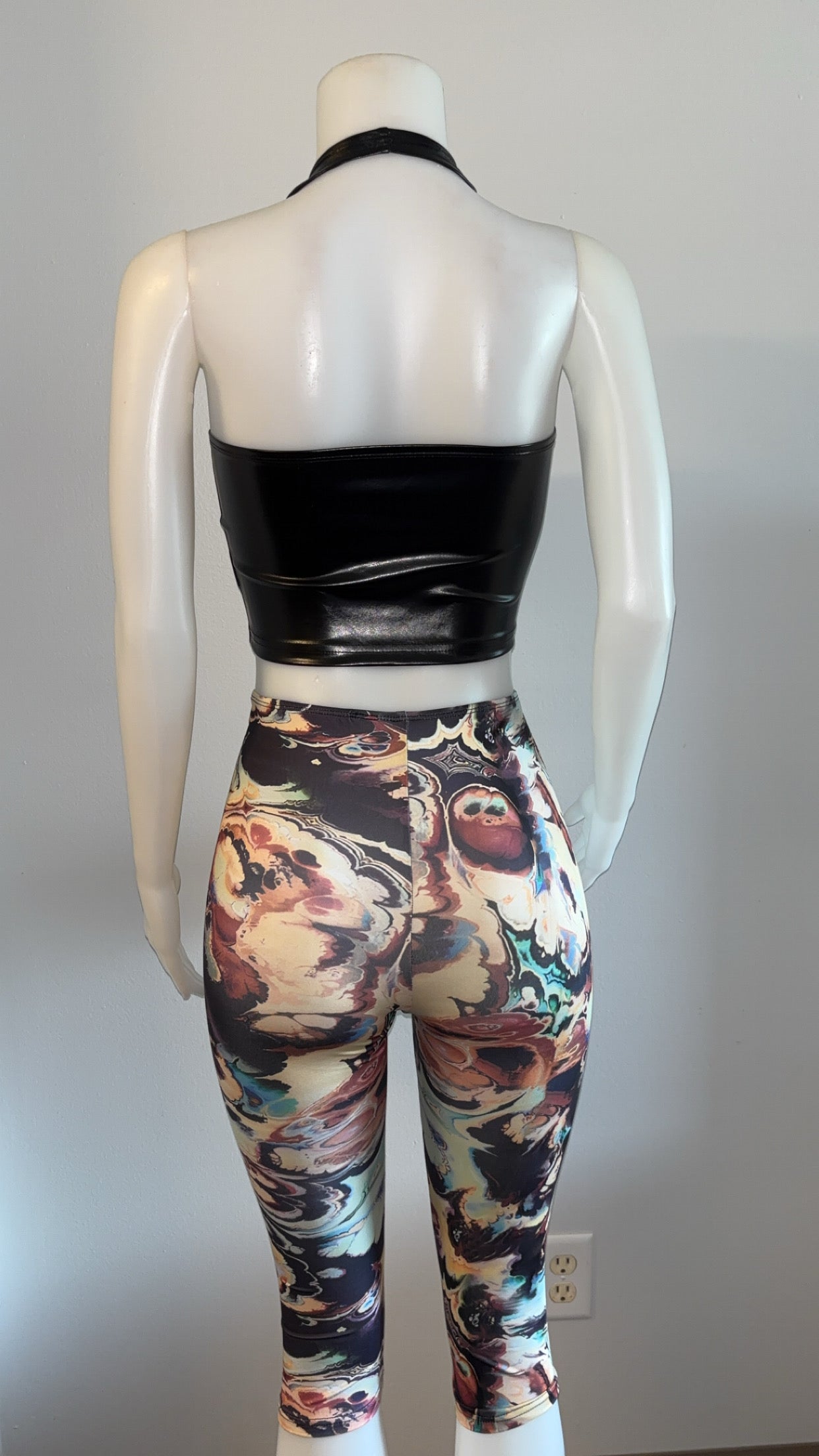 Galaxy Capri Set