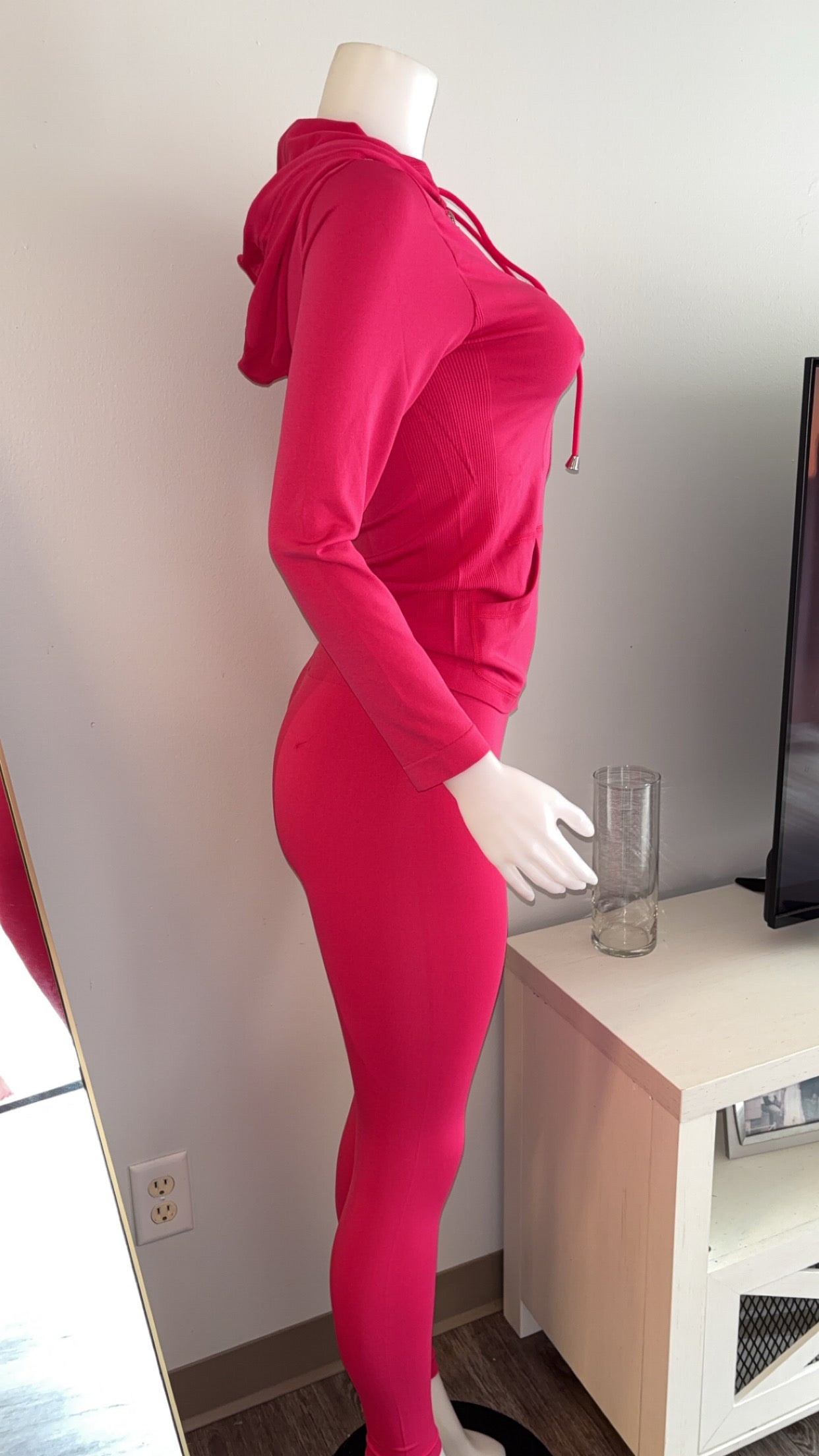 Chill Set in Hot Pink